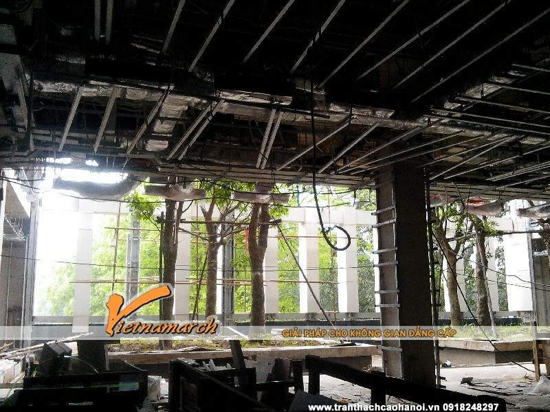 thi-cong-tran-thach-cao-toa-nha-quoc-hoi-15