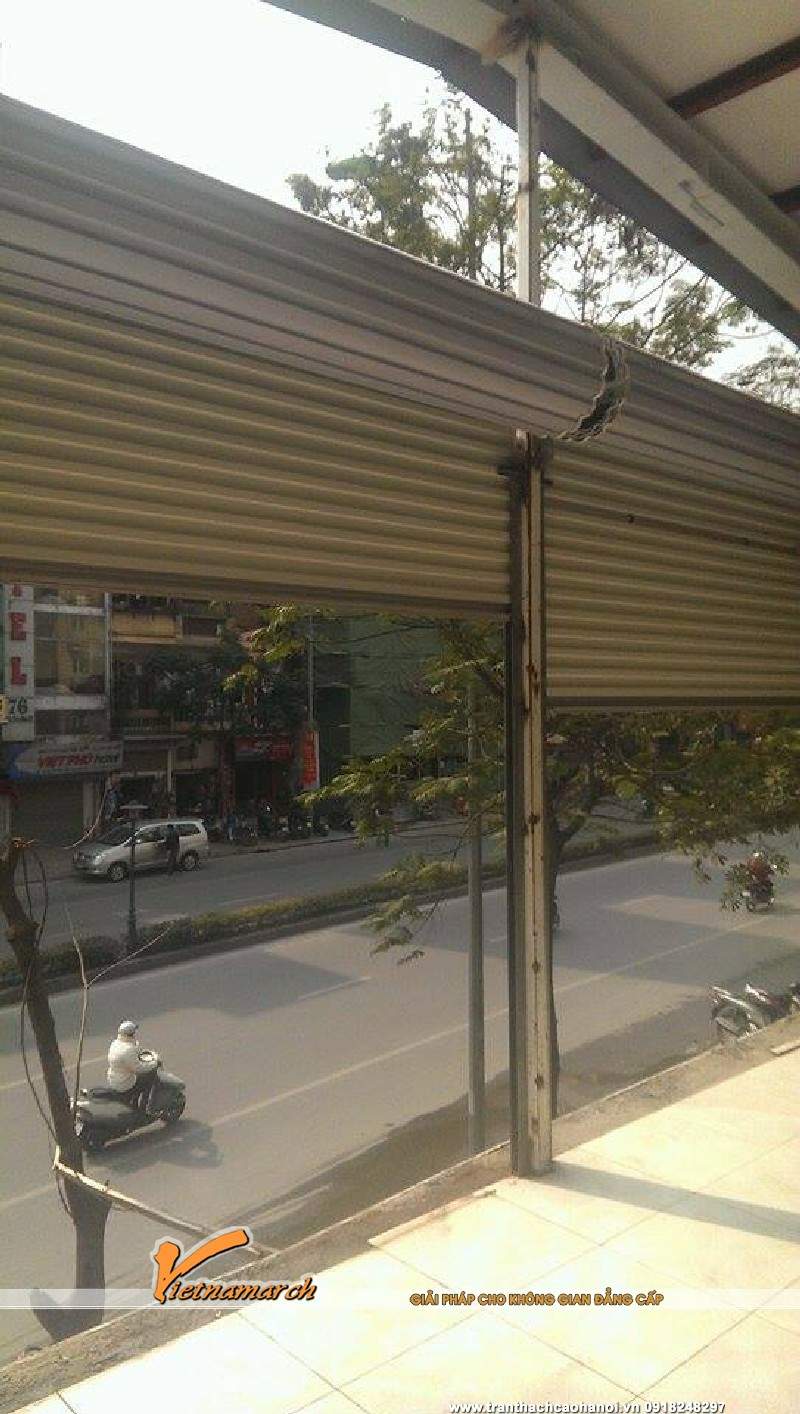 tran-thach-cao-showroom-oto-so-81-nguyen-van-cu-long-bien-ha-noi-04