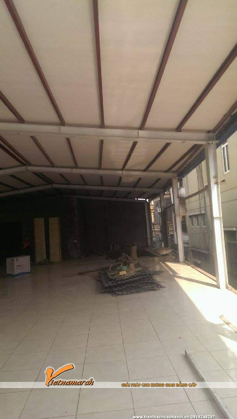 tran-thach-cao-showroom-oto-so-81-nguyen-van-cu-long-bien-ha-noi-05