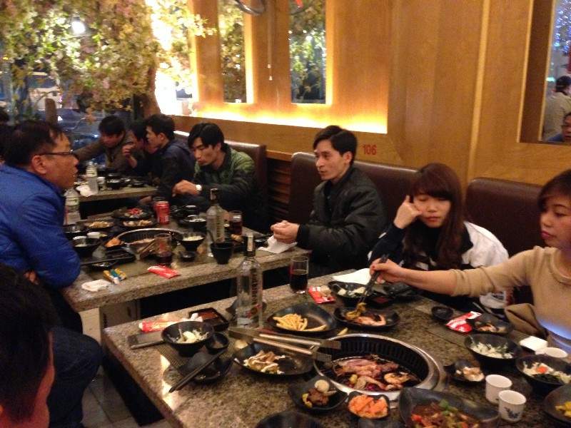 14-02-2015-lien-hoan-cuoi-nam-cong-ty-tnhh-vietnamarch-08