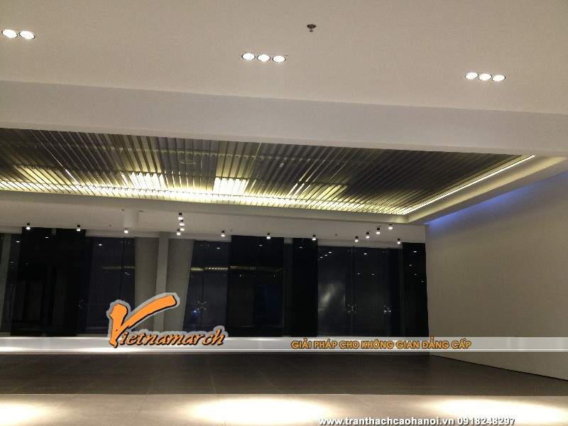 tran-thach-cao-showroom-bep-siematic-so-8-ton-that-thuyet-ha-noi-08