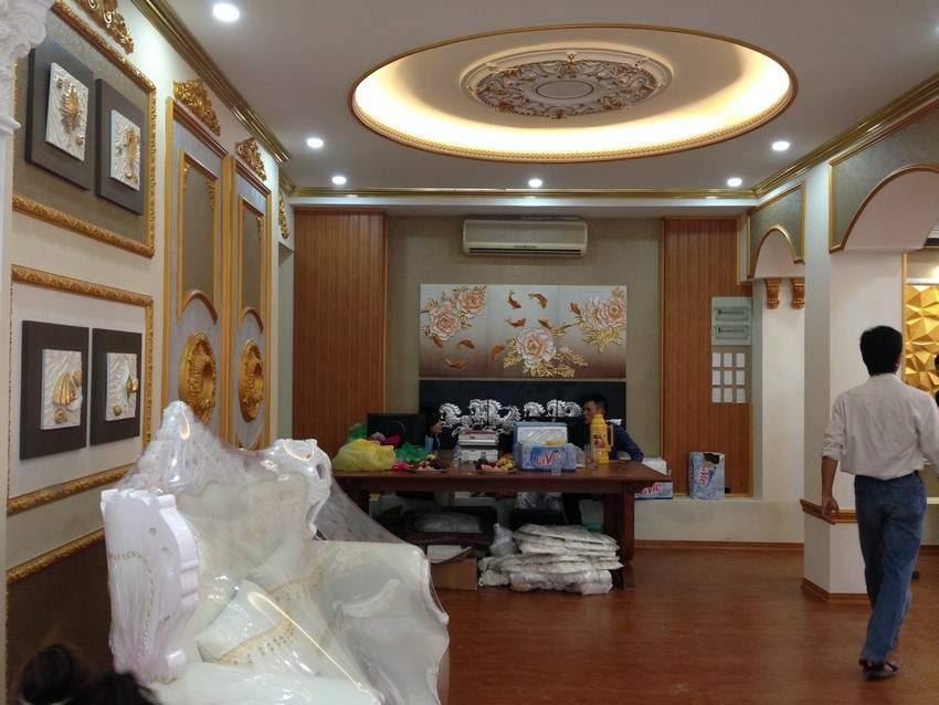 Phào chỉ vật liệu tranh trang trí nội thất được trưng bày  12