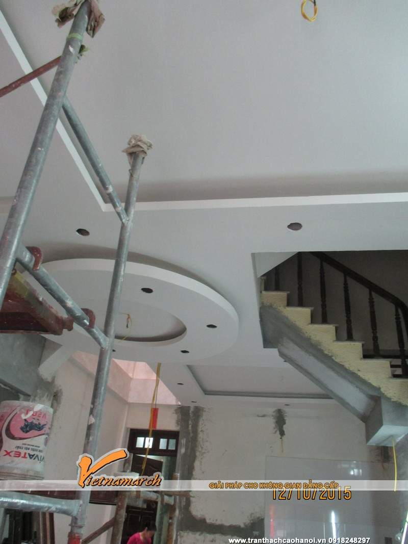Thi công trần nhà anh Tiến số 14 ngõ 6 đường 800A Nghĩa Đô 05