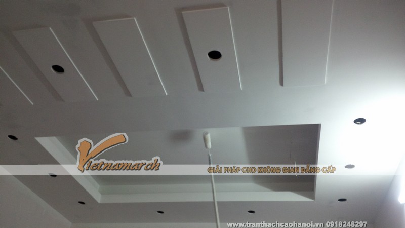 Hoàn thiện sơn bả maxilite siêu trằng cho trần nhà thạch cao