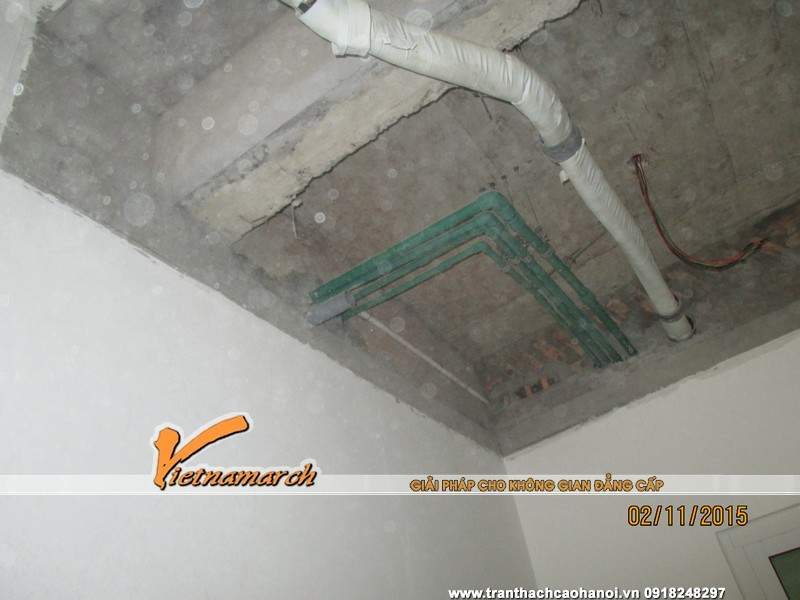 Khảo sát hiện trạng trần nhà anh Hiếu trước khi nên phương án thiết kế và thi công