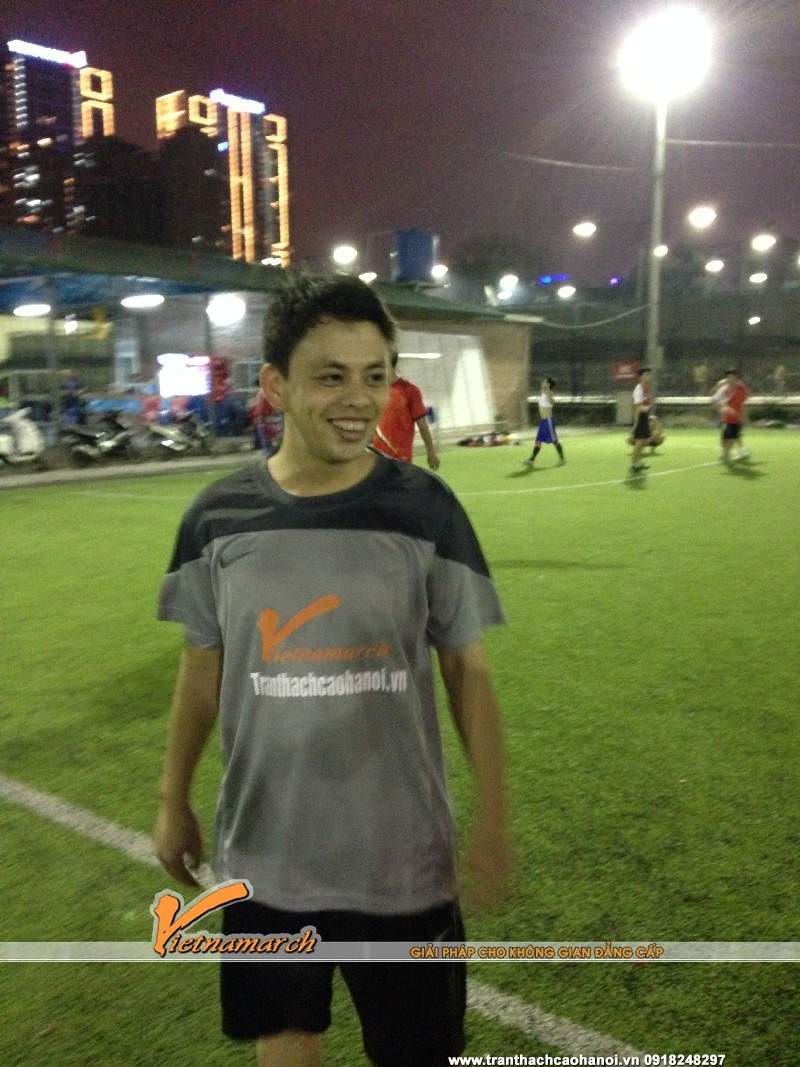 doi-bong-cong-ty-tran-thach-cao-vietnamarch-da-tai-san-88-le-van-luong-02