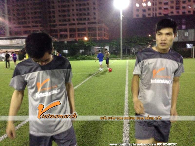 doi-bong-cong-ty-tran-thach-cao-vietnamarch-da-tai-san-88-le-van-luong-03