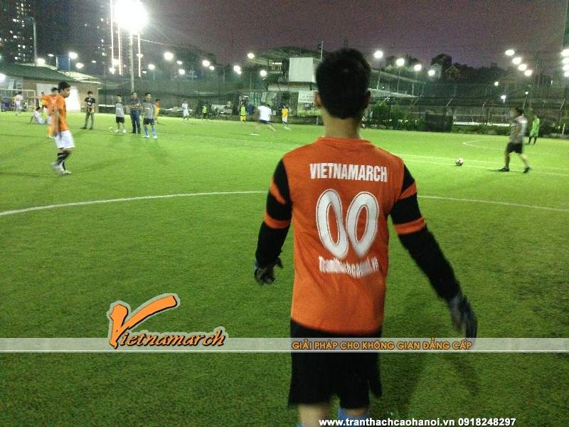 doi-bong-cong-ty-tran-thach-cao-vietnamarch-da-tai-san-88-le-van-luong-08