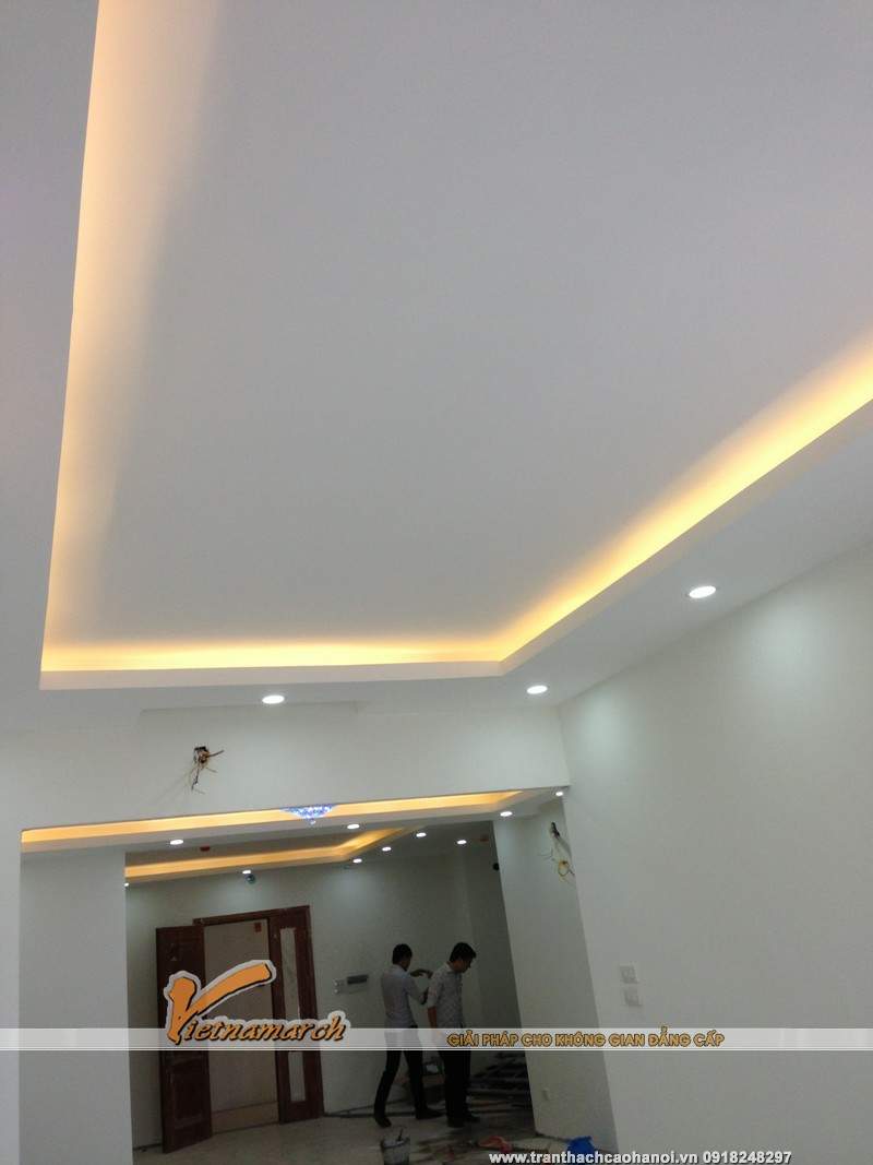  Hoàn thiện trần thạch cao nhà anh Quyết P1806 CC Đông Đô 15