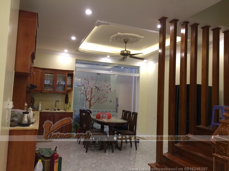 Thi cong lam tran thach cao nha anh lam - long bien - Ha Noi