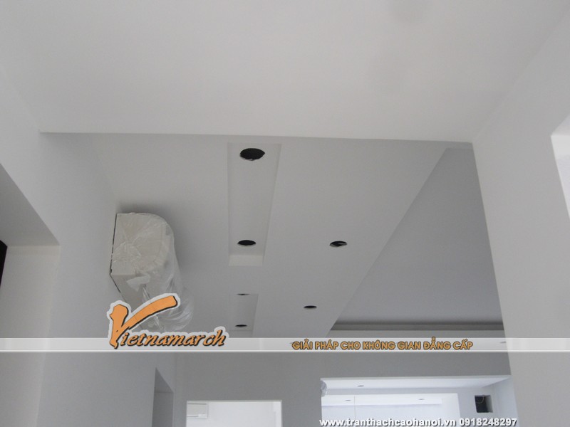 Sơn bả được hoàn thiện cho phòng khách ở tầng 1