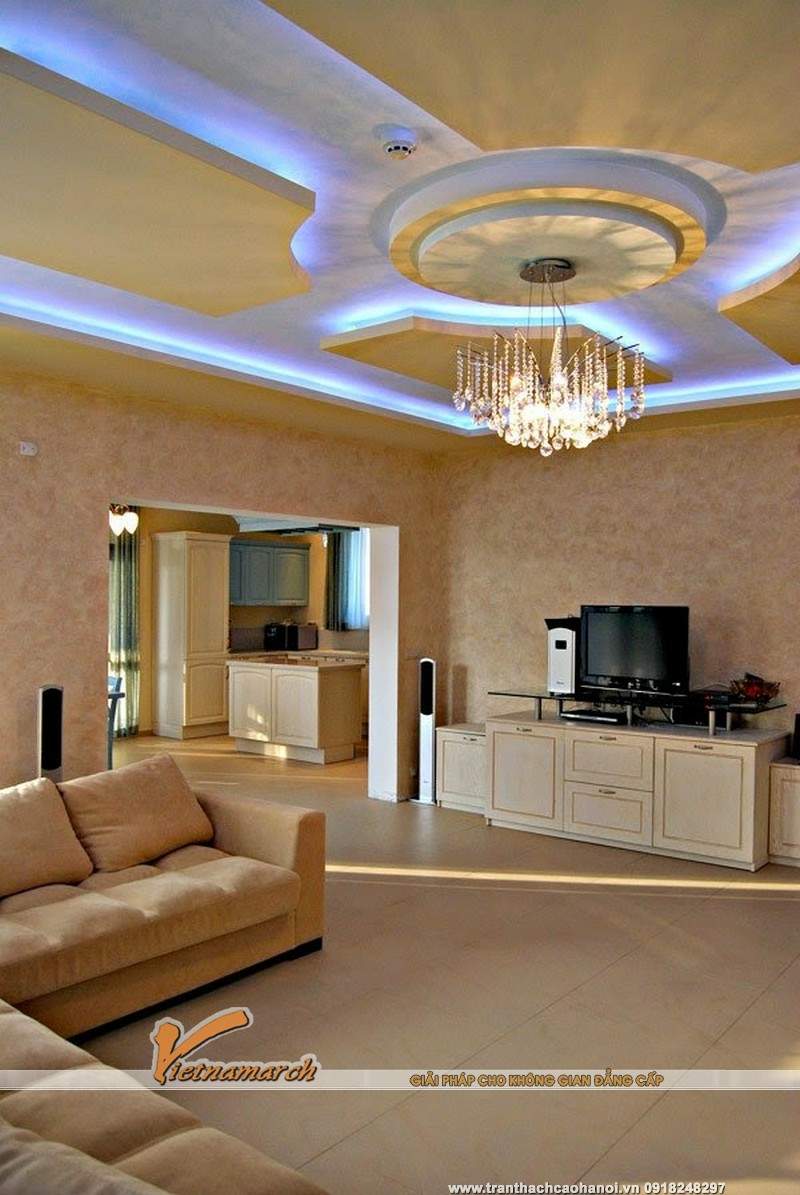 Đổi mới không gian bằng hệ Trần thạch cao kết hợp đèn chùm đẹp 06