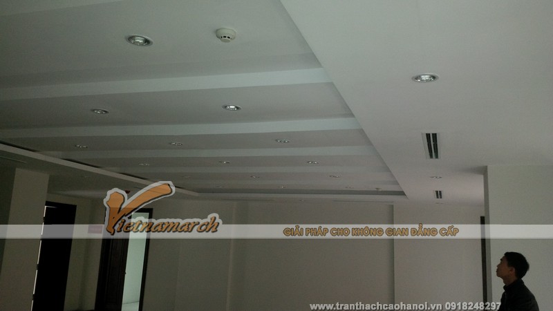 Hoàn thiện trần thạch cao và hệ thống đèn led âm trần