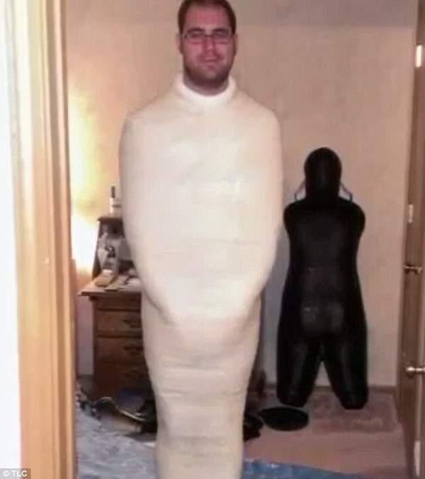 nghien-dap-thach-cao-len-nguoi-mat-tien-ti-01