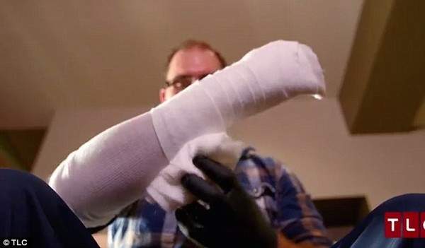 nghien-dap-thach-cao-len-nguoi-mat-tien-ti-03