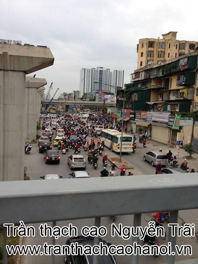 tran-thach-cao-pho-nguyen-trai-ha-noi-02