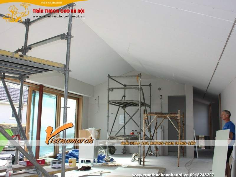 nam-2015-lam-tran-thach-cao-hop-khoa-hoc-phong-thuy-tai-ha-noi-10