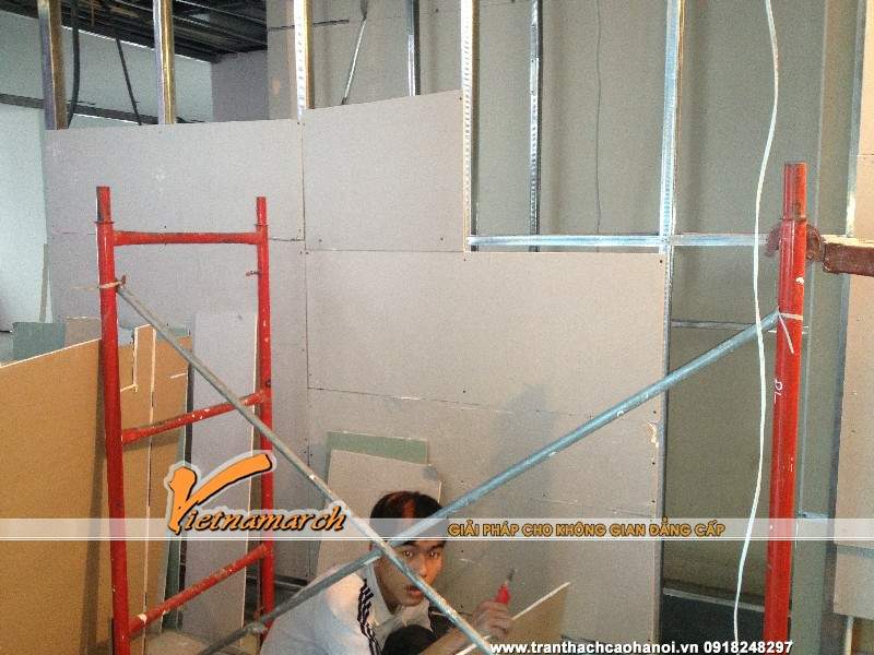 lam-tran-thach-cao-voi-doi-tho-thi-cong-gioi-chuyen-nghiep-va-than-thien20